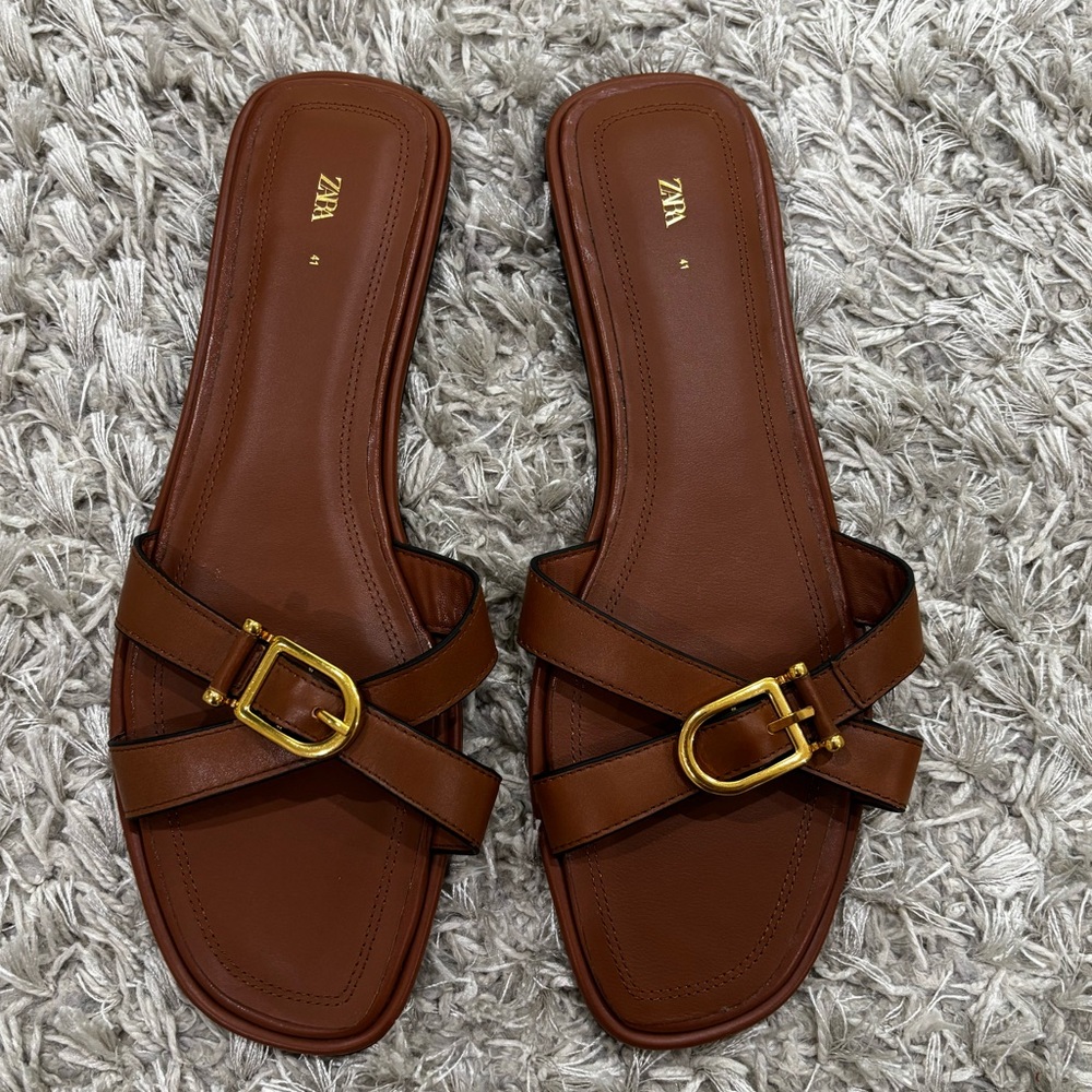 NWOT Zara Brown Leather Crisscross Sandals Size 10